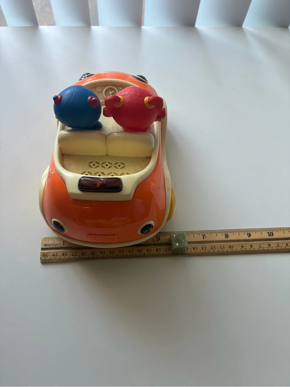 Umi Zoomi car